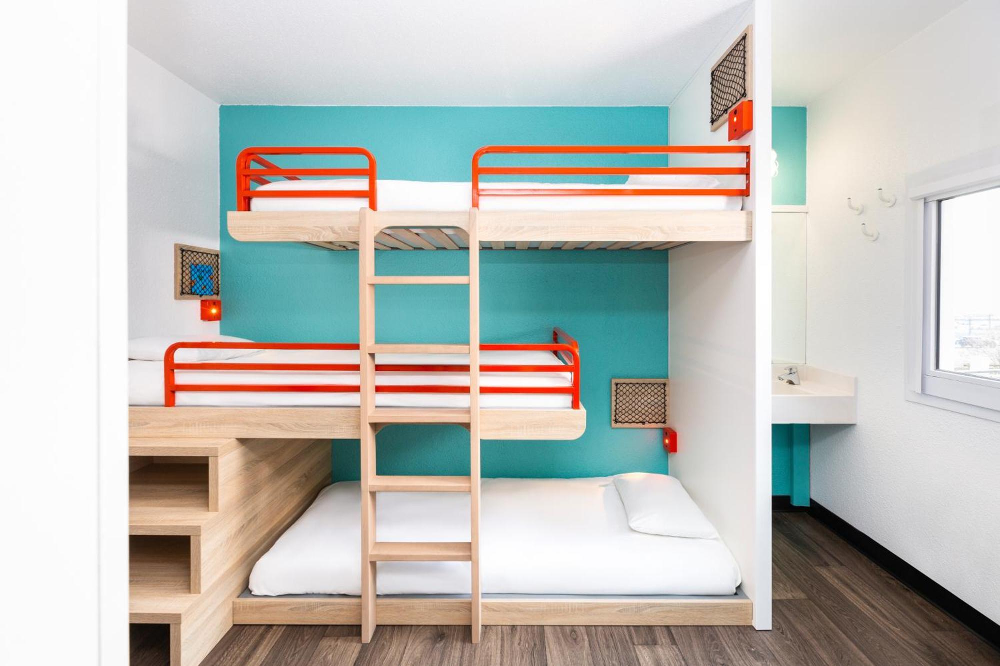 Hotelf1 Roissy Cdg Pn2 Екстериор снимка