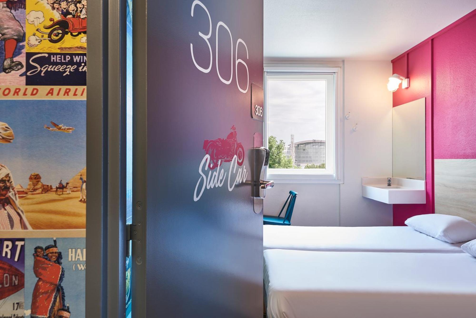 Hotelf1 Roissy Cdg Pn2 Екстериор снимка