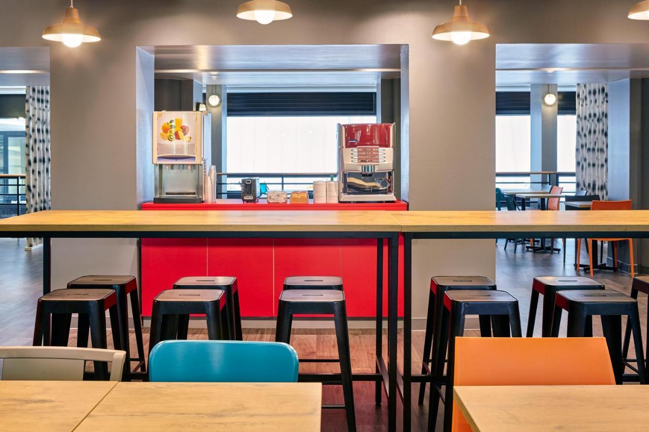 Hotelf1 Roissy Cdg Pn2 Екстериор снимка